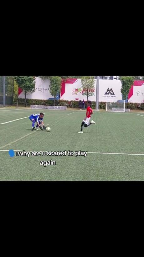 惡劣！這孩子可以終身禁止踢足球了