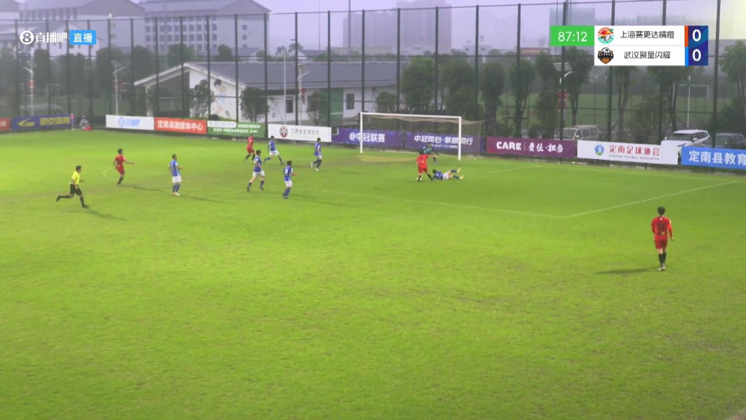 員工瘋狂助攻老板！58歲老板朱駿中冠替補(bǔ)完成絕殺