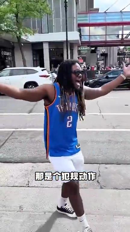 數(shù)據(jù)很炸+帶隊總決賽！但亞歷山大似乎非常不受美國球迷待見啊